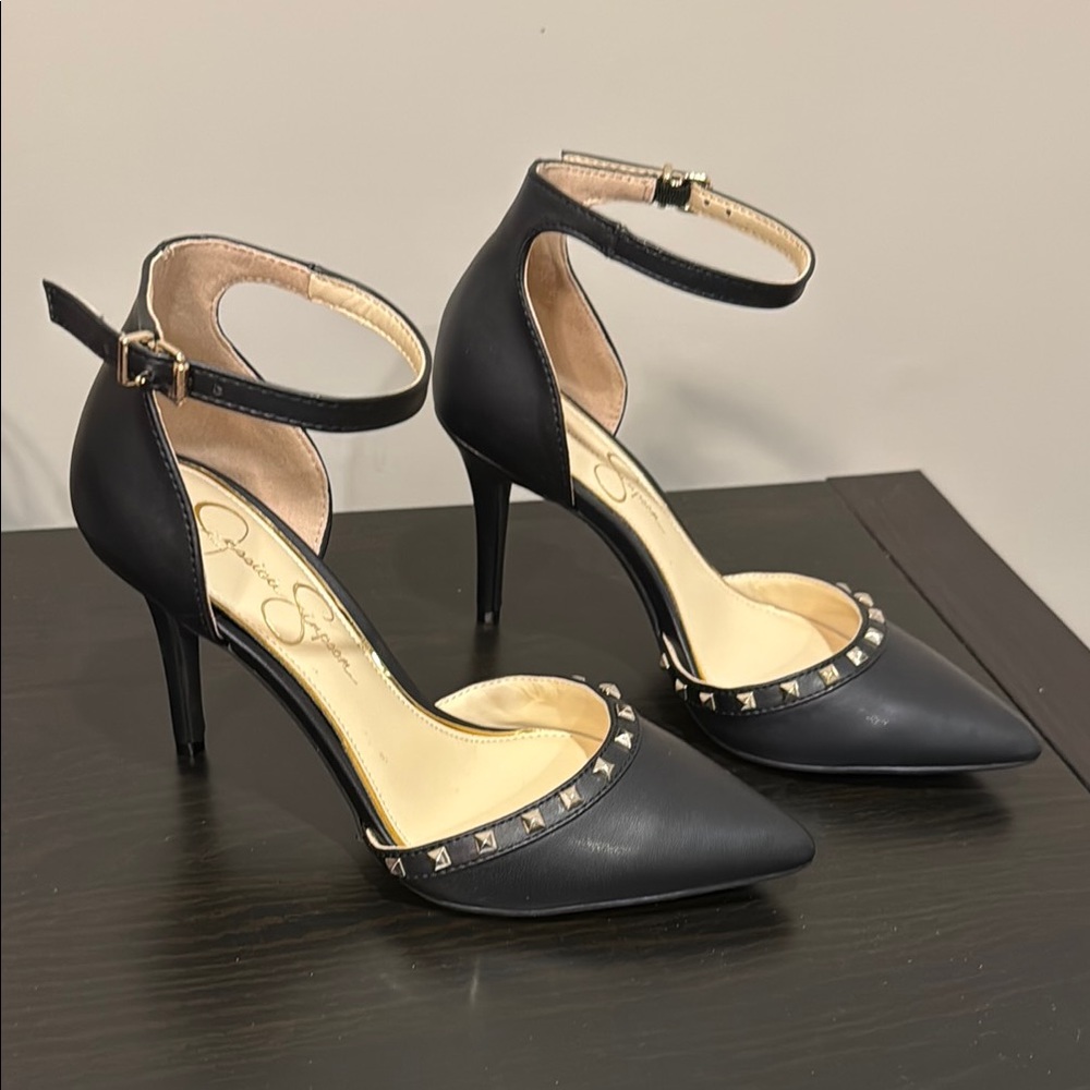 Jessica Simpson Black Heeled Studded Shoes - Picture 2 of 4